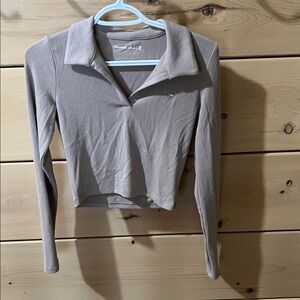 Abercrombie & Fitch Taupe Long Sleeve Crop Top
